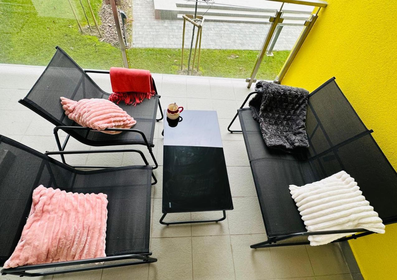 Medences Panoramas Balatom Apartman Siofok Luaran gambar